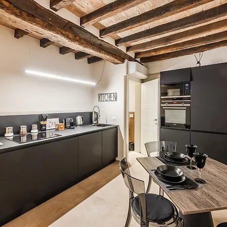 Exclusive Academy House Daire