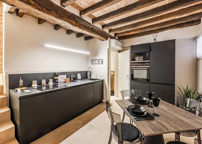 Exclusive Academy House Daire