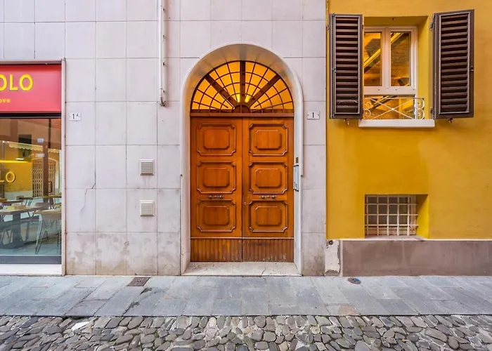 Exclusive Academy House Apartament *